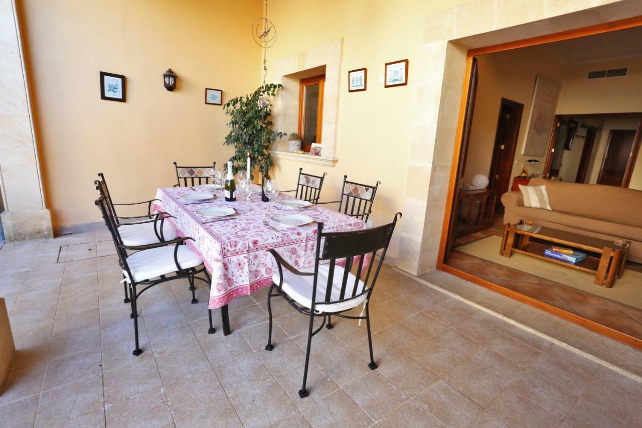 Flowers House Villa มาเรียเดอลาซาลุต ภายนอก รูปภาพ